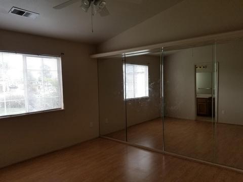 638 E Cinnamon Dr, Lemoore, CA 93245 photo 16