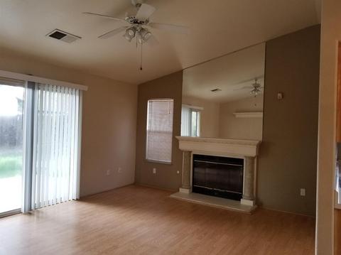 638 E Cinnamon Dr, Lemoore, CA 93245 photo 10
