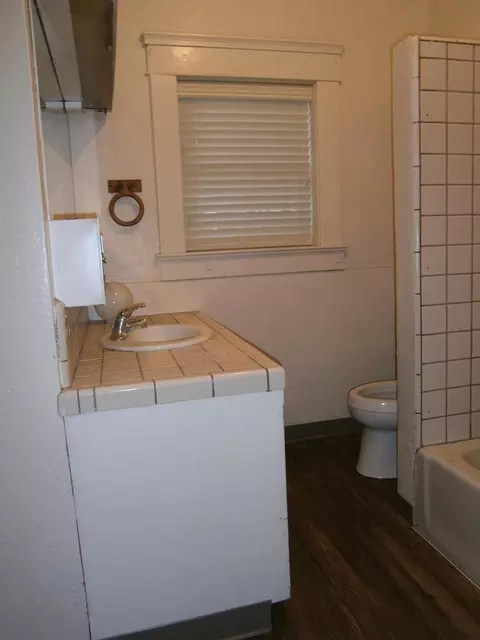 509 S Kaweah Ave, Exeter, CA 93221 photo 4