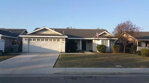3750 E College Ave, Visalia, CA 93292 photo 1