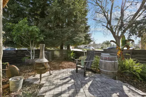 2303 S Beech Dr, Visalia, CA 93292 photo 5