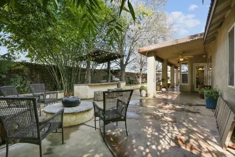 2303 S Beech Dr, Visalia, CA 93292 photo 25