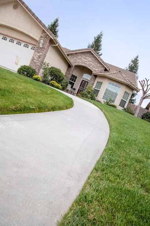 2317 S Beech Dr, Visalia, CA 93292 photo 37