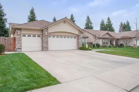 2317 S Beech Dr, Visalia, CA 93292 photo 3