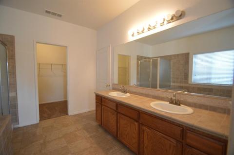 2245 E La Vida Ave, Visalia, CA 93292 photo 15