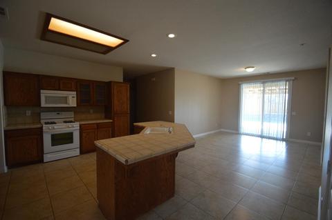 2245 E La Vida Ave, Visalia, CA 93292 photo 7
