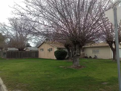 1601 Hale Ave, Corcoran, CA 93212 photo 1