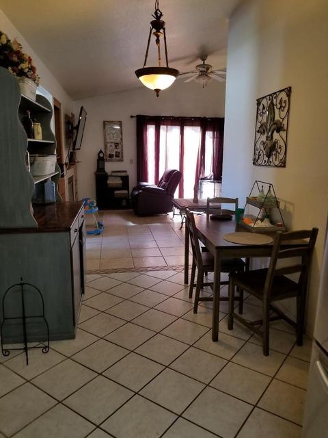 960 Robin Ct, Hanford, CA 93230 photo 4