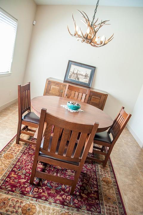 1331 E Laura Ct, Visalia, CA 93292 photo 23