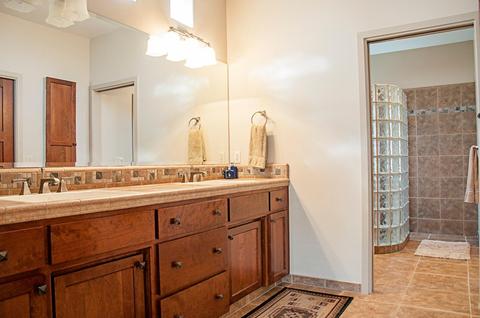1331 E Laura Ct, Visalia, CA 93292 photo 27