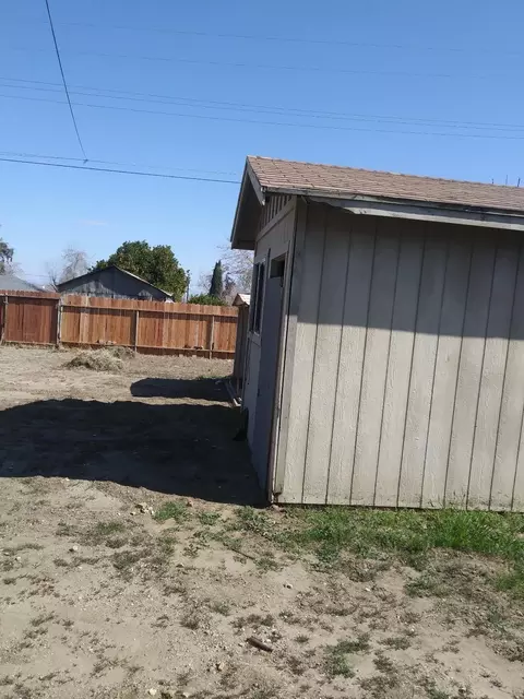 122 Rose Ave, Taft, CA 93268 photo 6