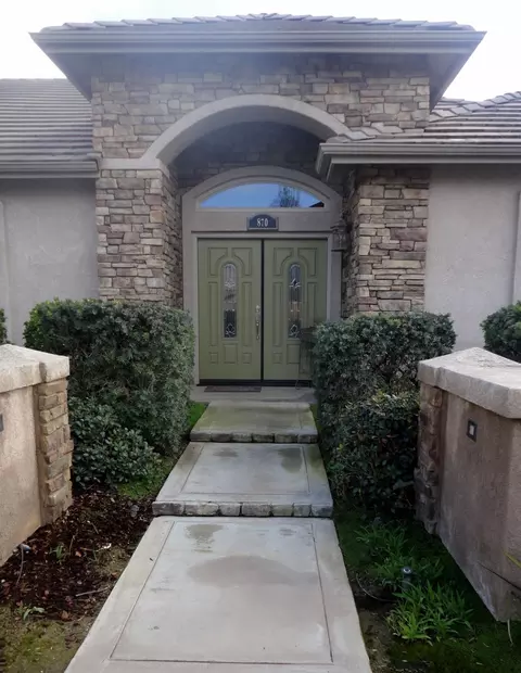 870 Davis Ave, Exeter, CA 93221 photo 3
