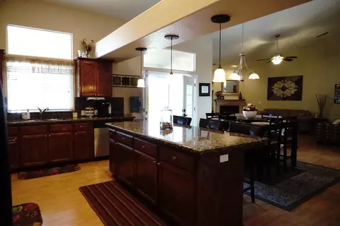 3140 W Delaware Ct, Visalia, CA 93291 photo 20
