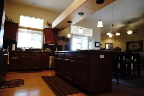 3140 W Delaware Ct, Visalia, CA 93291 photo 21