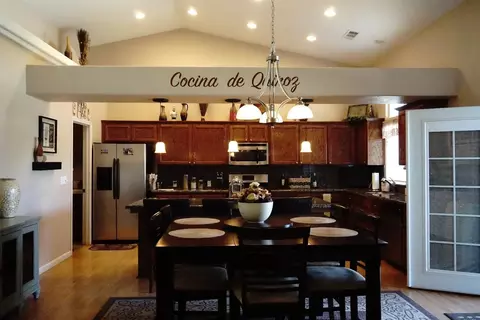 3140 W Delaware Ct, Visalia, CA 93291 photo 18