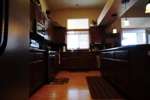 3140 W Delaware Ct, Visalia, CA 93291 photo 22