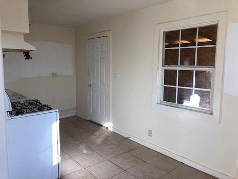 264 S Maple St, Pixley, CA 93256 photo 2