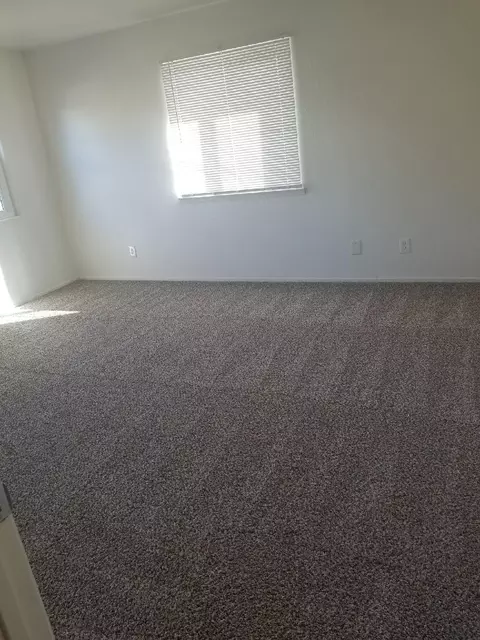 892 S Spruce Rd, Exeter, CA 93221 photo 8