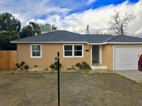 802 E Myrtle St, Hanford, CA 93230 photo 1
