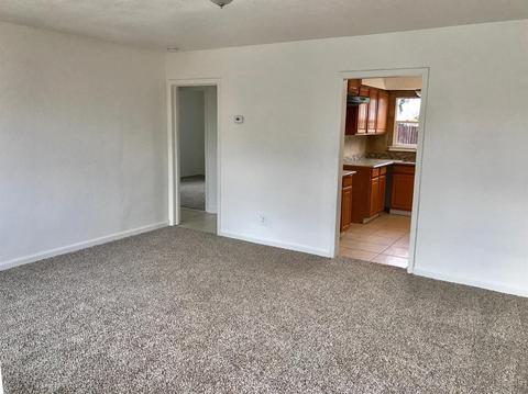 802 E Myrtle St, Hanford, CA 93230 photo 3
