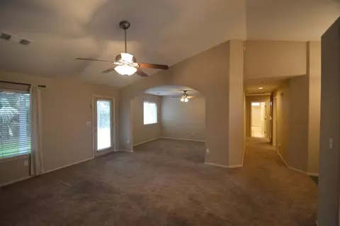 3819 E Stapp Ct, Visalia, CA 93292 photo 7