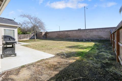 1040 Evergreen Ave, Lemoore, CA 93245 photo 27