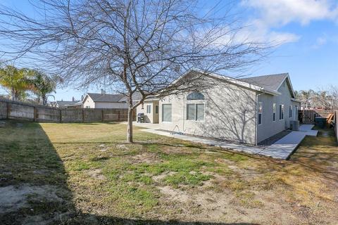 1040 Evergreen Ave, Lemoore, CA 93245 photo 29