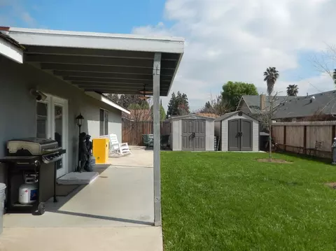 2925 E Pershing Ct, Visalia, CA 93292 photo 33