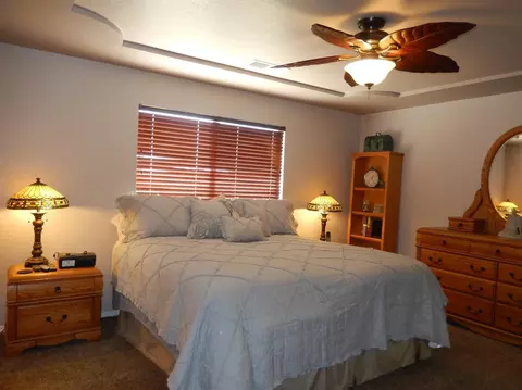 2925 E Pershing Ct, Visalia, CA 93292 photo 15