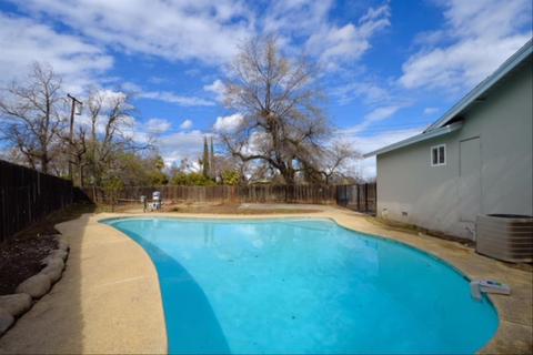 3138 E Duran Ave, Visalia, CA 93292 photo 21