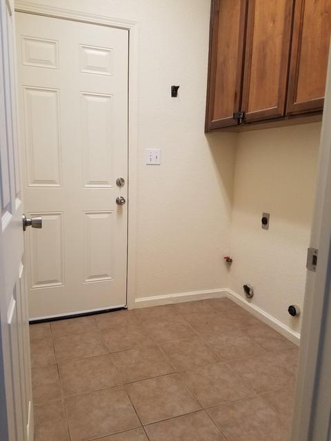 1111 E Arlen Ave, Visalia, CA 93292 photo 8