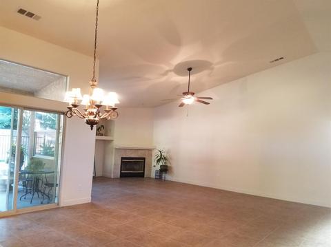 1111 E Arlen Ave, Visalia, CA 93292 photo 4