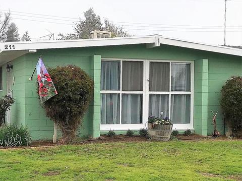 211 Plum St, Exeter, CA 93221 photo 9