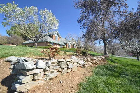 31223 Gray Dr, Exeter, CA 93221 photo 2