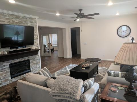 1012 N Stanford Ave, Clovis, CA 93611 photo 3