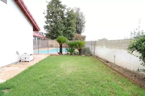 1837 Evergreen Ct, Visalia, CA 93292 photo 23
