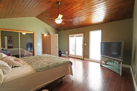 1837 Evergreen Ct, Visalia, CA 93292 photo 16