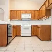 3930 E Laurel Ct, Visalia, CA 93292 photo 12
