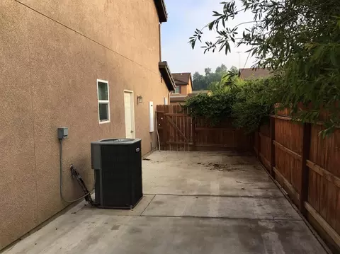 4113 E Vista Ave, Visalia, CA 93292 photo 13