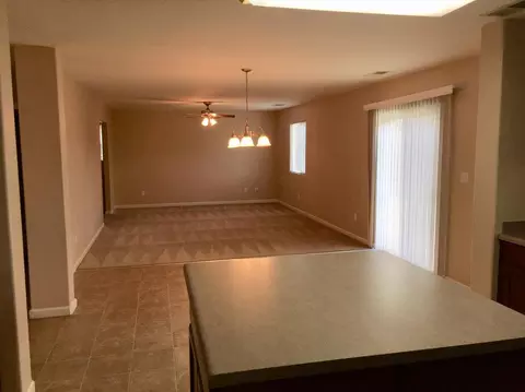 4113 E Vista Ave, Visalia, CA 93292 photo 6