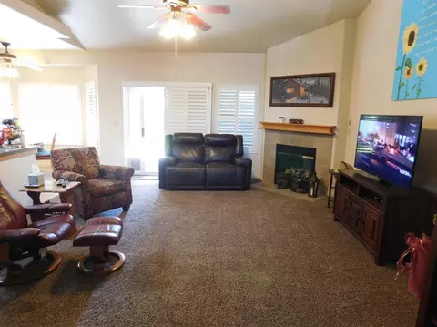 3631 E School Ct, Visalia, CA 93292 photo 23
