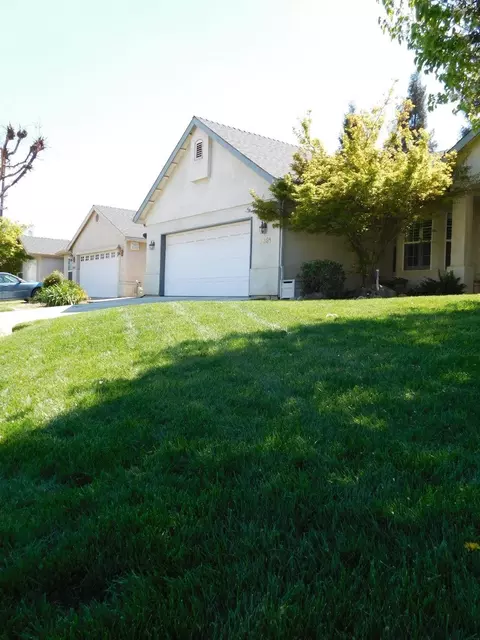 3631 E School Ct, Visalia, CA 93292 photo 4