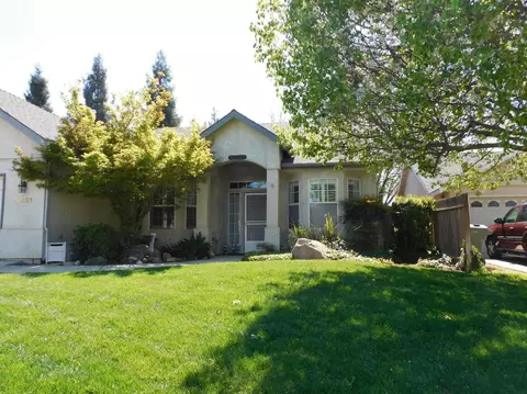 3631 E School Ct, Visalia, CA 93292 photo 2