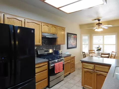 3631 E School Ct, Visalia, CA 93292 photo 39