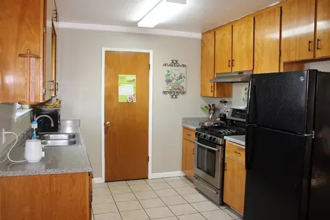 32890 Scott Ln, Ivanhoe, CA 93235 photo 6