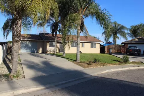 32890 Scott Ln, Ivanhoe, CA 93235 photo 1