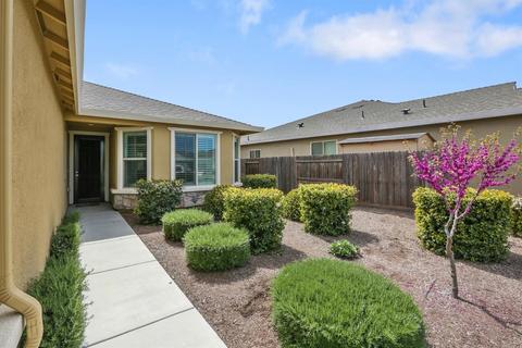 3825 E Seeger Ave, Visalia, CA 93292 photo 4