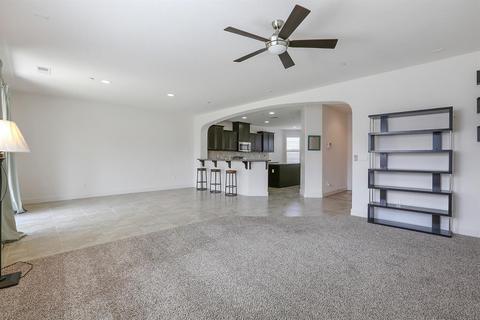 3825 E Seeger Ave, Visalia, CA 93292 photo 7