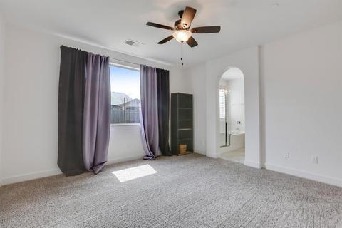 3825 E Seeger Ave, Visalia, CA 93292 photo 17
