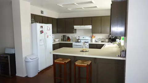 2331 E Sweet Ave, Visalia, CA 93292 photo 9